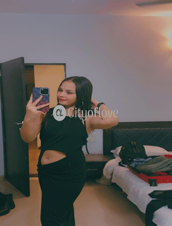 Super Beauty With Big Boob At Best Prices