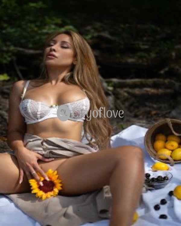 High Profile Independent Lady WhatsApp Number in Bangalore