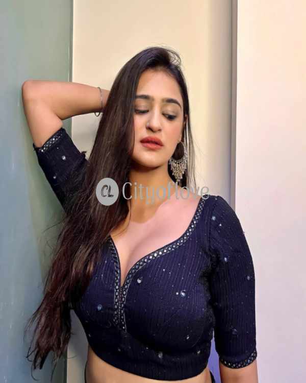 Most Beautiful Slim Call Girl High Profile Service